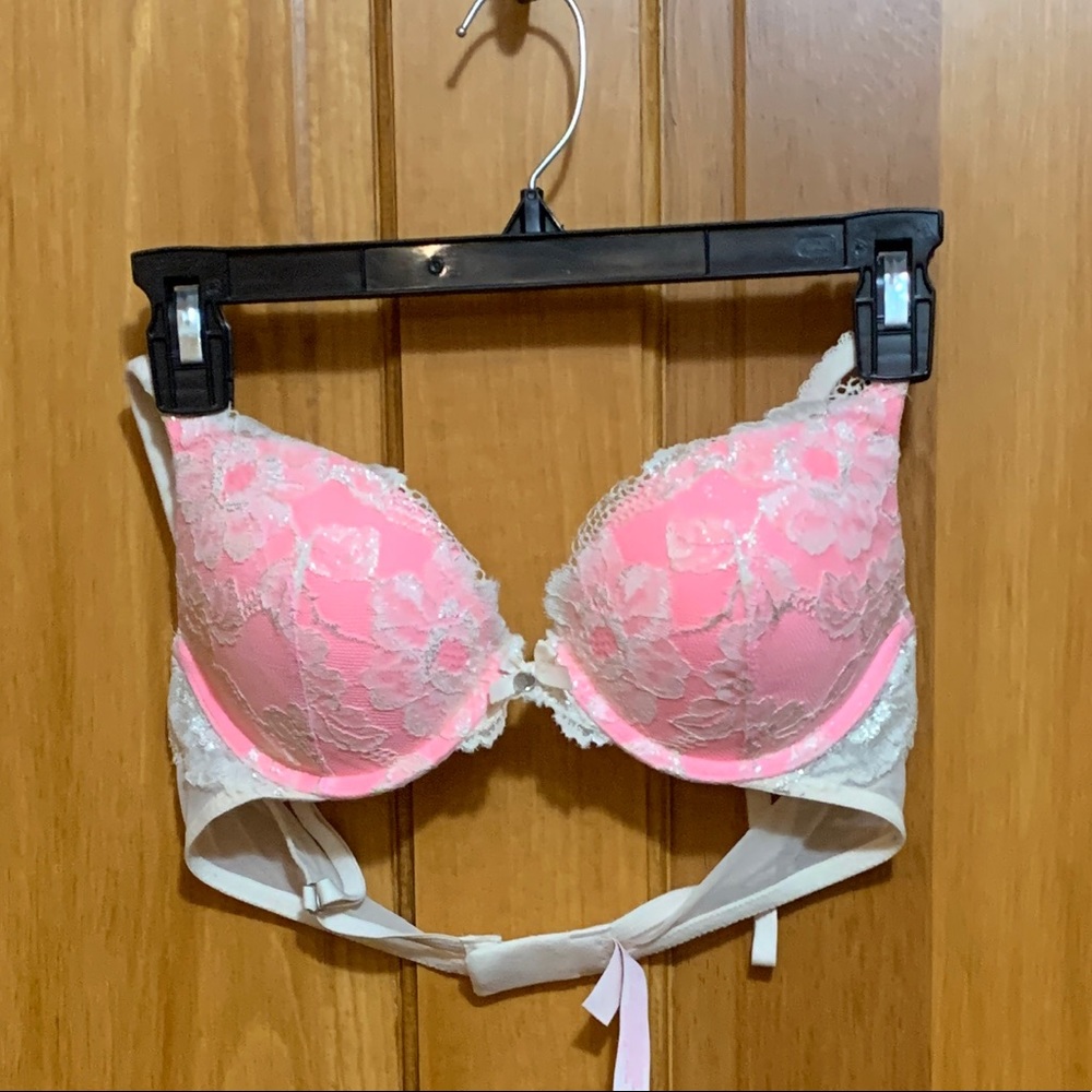 Victoria Secrets 34 C
